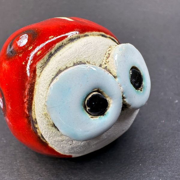 Κεραμικό διακοσμητικό πασχαλίτσα χειροποίητο Ελληνικής κατασκευής του κεραμίστα 'ROZOS'